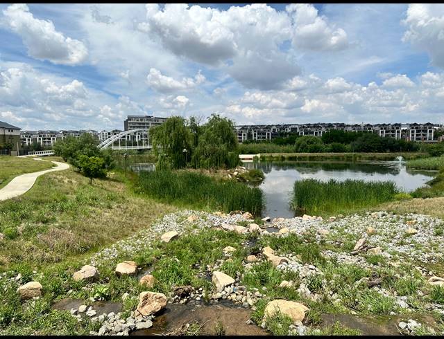 3 BEDROOM APARTMENT TO LET IN WATERFALL